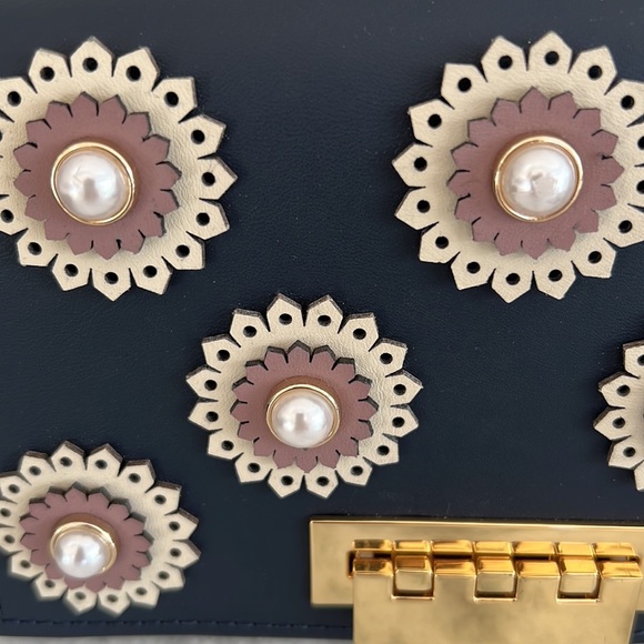 Zac Posen crossbody earthette crossbody NWT Parisian nights color ZP5579-402 - Picture 2 of 10